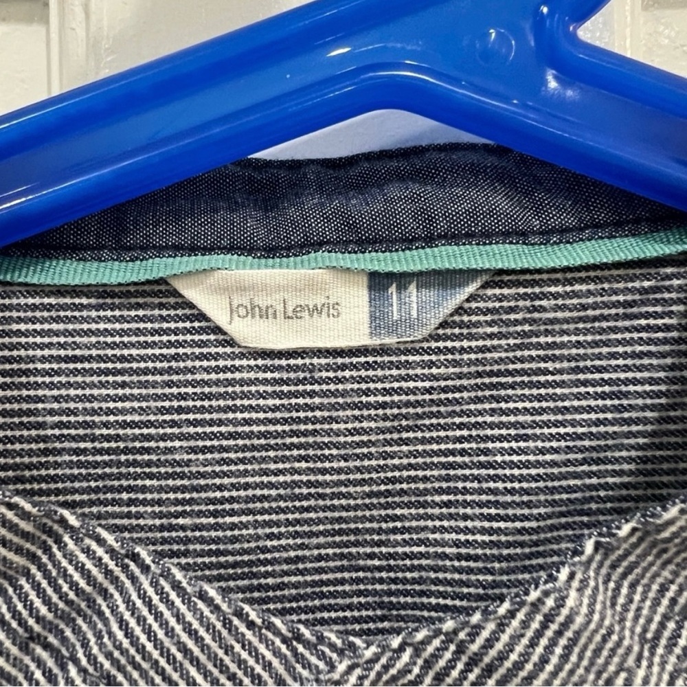John Lewis UK 3 Beautiful Buttondown Shirts Boys Size 11 - Picture 9 of 14